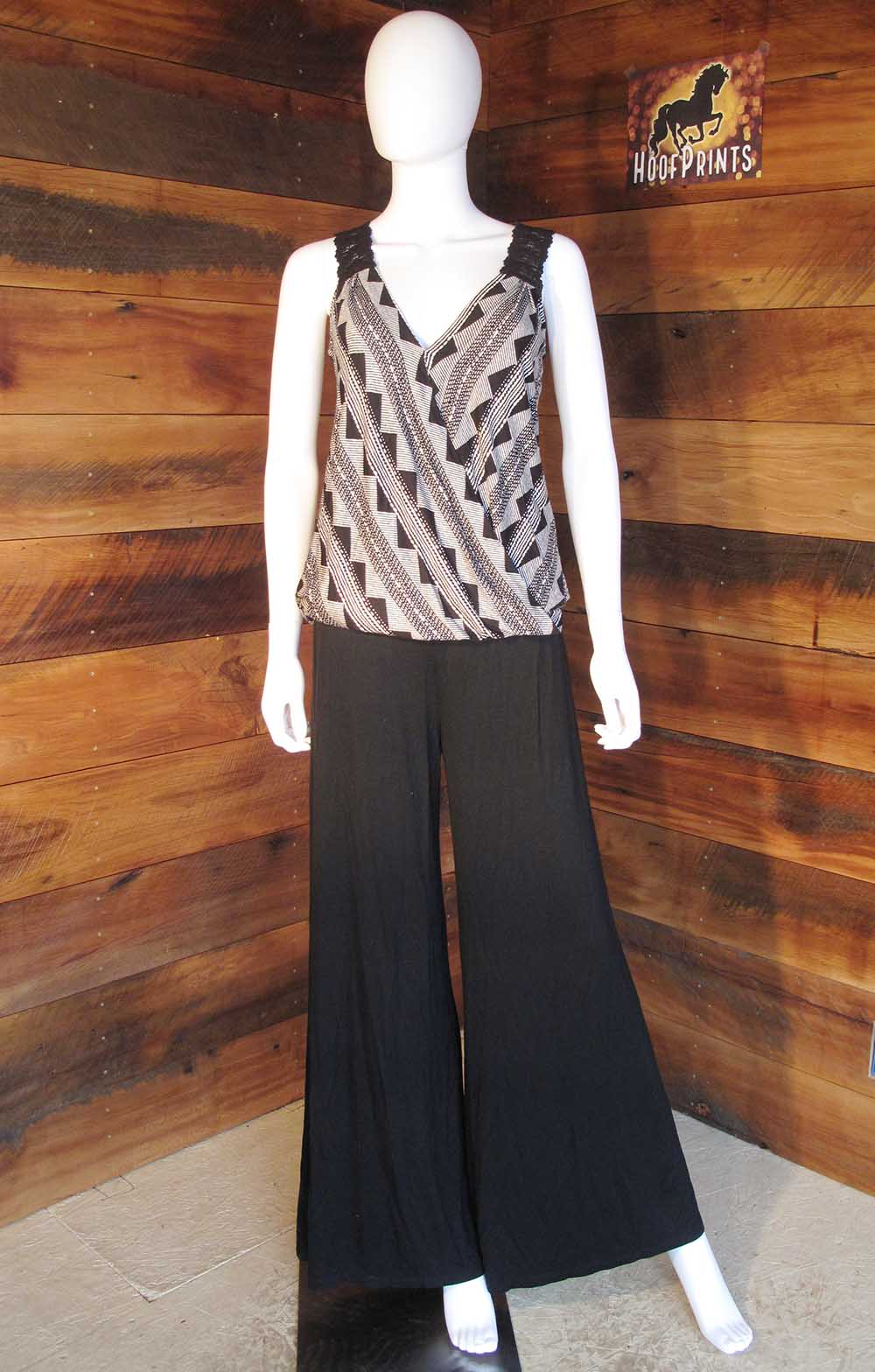 Venus Black and White Pant Suit *ONLY ONE AVAILABLE size MEDIUM*-www ...